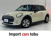 2019 BMW MINI