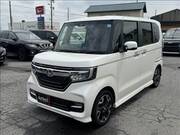 2018 HONDA N-BOX CUSTOM