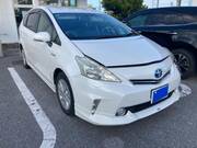 2012 TOYOTA PRIUS ALPHA S