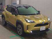 2022 TOYOTA YARIS CROSS HYBRID Z