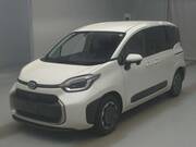 2023 TOYOTA SIENTA
