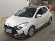 2022 TOYOTA YARIS