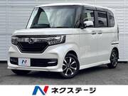 2017 HONDA N-BOX CUSTOM