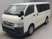 2018 TOYOTA HIACE VAN DX