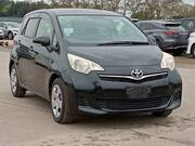 2013 TOYOTA RACTIS G