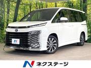2022 TOYOTA VOXY