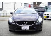 2016 VOLVO V40