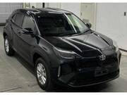 2022 TOYOTA YARIS CROSS