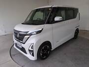 2021 NISSAN ROOX
