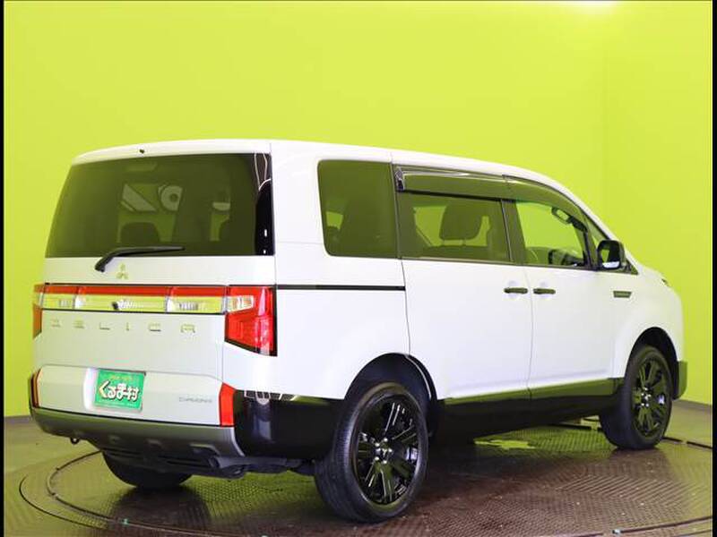 2025 MITSUBISHI DELICA D5 for sale - photo 3