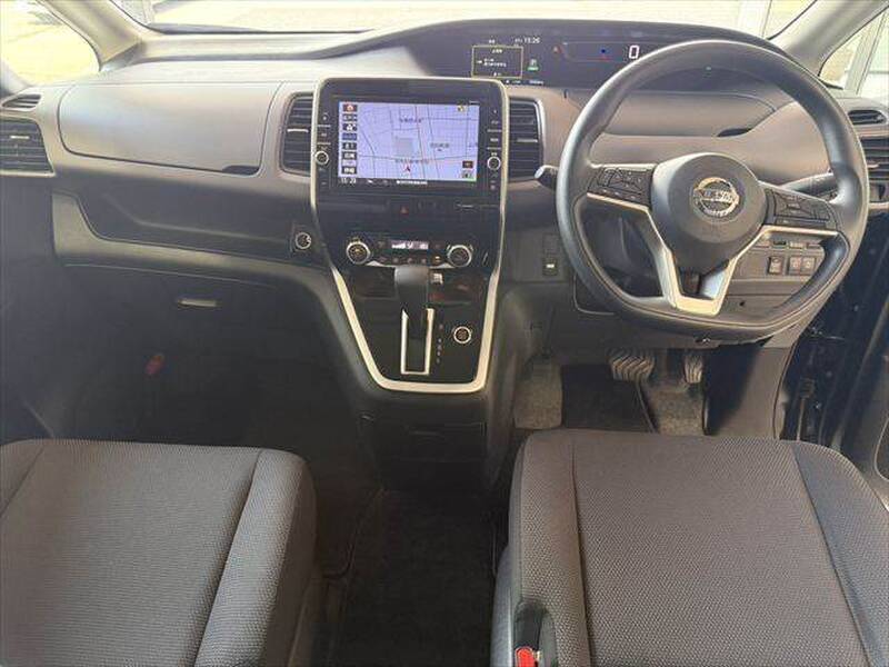 2019 NISSAN SERENA for sale - photo 4