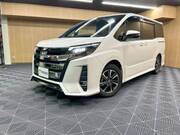 2017 TOYOTA NOAH