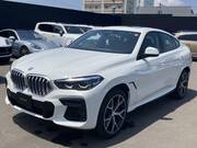 2022 BMW X6