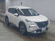 2025 NISSAN X-TRAIL