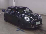 2022 BMW MINI