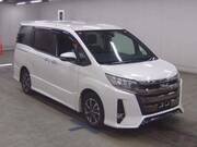 2019 TOYOTA NOAH