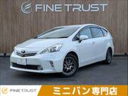 2011 TOYOTA PRIUS ALPHA