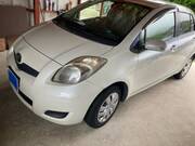 2009 TOYOTA VITZ F