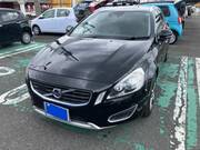2011 VOLVO V60