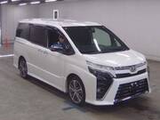 2019 TOYOTA VOXY