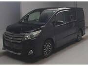 2014 TOYOTA NOAH