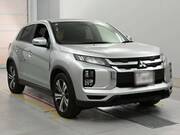 2024 MITSUBISHI RVR