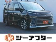 2022 TOYOTA VOXY