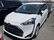 2019 TOYOTA SIENTA