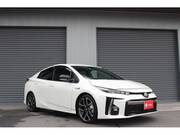 2019 TOYOTA PRIUS PHV