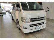 2010 TOYOTA HIACE VAN