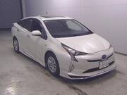 2016 TOYOTA PRIUS A PREMIUM