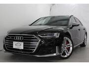 2020 AUDI S8