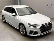 2022 AUDI A4 AVANT