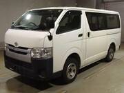 2020 TOYOTA HIACE VAN DX