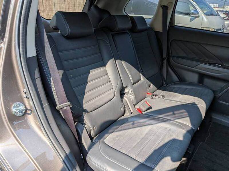 2017 MITSUBISHI OUTLANDER PHV for sale - photo 9