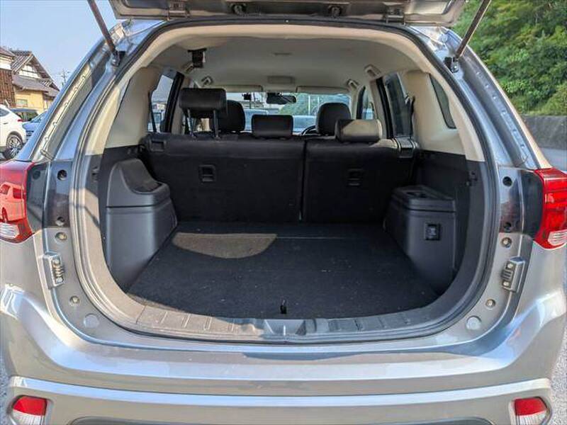 2015 MITSUBISHI OUTLANDER PHV for sale - more photos