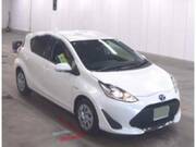 2020 TOYOTA AQUA