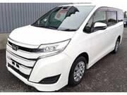 2017 TOYOTA NOAH X
