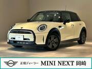2021 BMW MINI COOPER