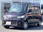 2012 NISSAN ROOX
