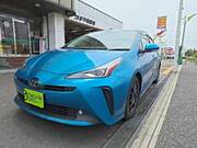 2019 TOYOTA PRIUS