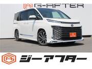 2022 TOYOTA VOXY