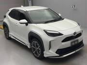 2022 TOYOTA YARIS CROSS HYBRID Z