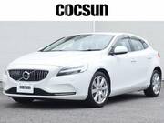 2018 VOLVO V40