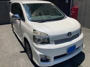 2011 TOYOTA VOXY