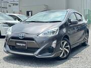2015 TOYOTA AQUA