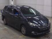 2016 TOYOTA WISH