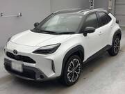 2024 TOYOTA YARIS CROSS