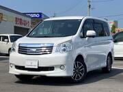 2013 TOYOTA NOAH