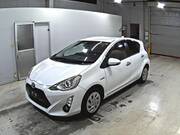 2016 TOYOTA AQUA